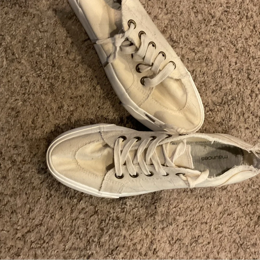 Cream Casual Sneakers Maurice’s - Picture 4 of 4